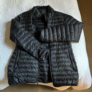 Cabela’s insulated down black puffer jacket
